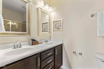 1529 Crafton Way, Raleigh, NC 27607 - Photo 6