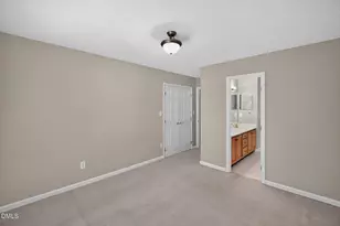 223 Ravenstone Dr, Cary, NC 27518 - Photo 20