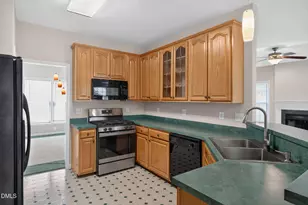 223 Ravenstone Dr, Cary, NC 27518 - Photo 14