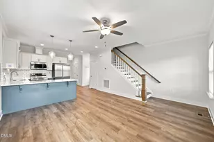 701 Grant St, Durham, NC 27701 - Photo 4