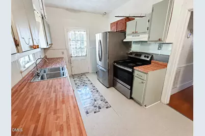 411 Raleigh Rd Parkway N, Wilson, NC 27893 - Photo 4