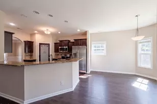 2725 Mosquera Dr, Fayetteville, NC 28306 - Photo 6