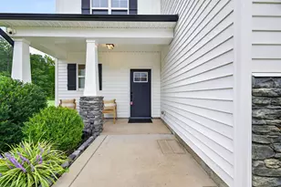 278 Durwin Ln, Clayton, NC 27520 - Photo 2