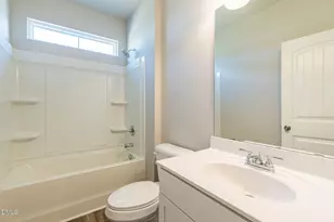 216 E American Marigold Dr, Benson, NC 27504 - Photo 18