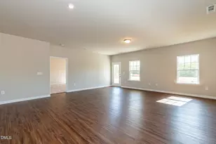 216 E American Marigold Dr, Benson, NC 27504 - Photo 8