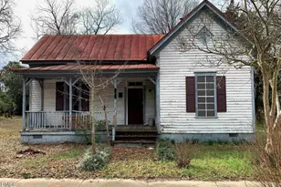 618 Pender St, Rocky Mount, NC 27801 - Photo 2