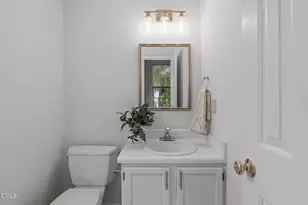 103 Peachland Dr, Cary, NC 27519 - Photo 12