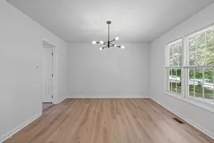 103 Peachland Dr, Cary, NC 27519 - Photo 8