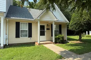 428 E Rose St, Smithfield, NC 27577 - Photo 1