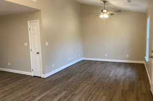 428 E Rose St, Smithfield, NC 27577 - Photo 4