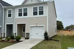 266 Peebles Dr, Smithfield, NC 27577 - Photo 2