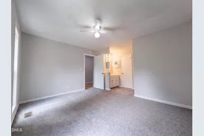 909 Axis Circle, Hope Mills, NC 28348 - Photo 8