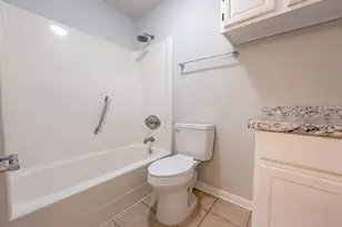 909 Axis Cir, Hope Mills, NC 28348 - Photo 10