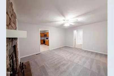 909 Axis Circle, Hope Mills, NC 28348 - Photo 6