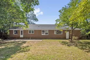419 Dunmore Rd, Fayetteville, NC 28303 - Photo 26