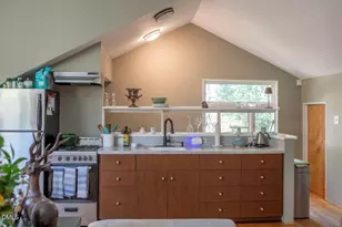 113 Hillcrest Rd, Raleigh, NC 27605 - Photo 68