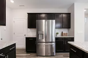 5846 Woodlawn Dr, Durham, NC 27703 - Photo 6