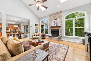 304 Flint Point Ln, Holly Springs, NC 27540 - Photo 8