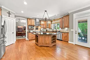 304 Flint Point Ln, Holly Springs, NC 27540 - Photo 14