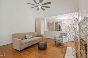 113 Long Shadow Ln, Cary, NC 27518 - Photo 4