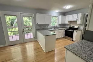 302 Rushingwater Dr, Cary, NC 27513 - Photo 6