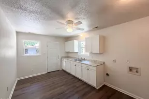 131 W Cornwallis Rd, Durham, NC 27707 - Photo 6