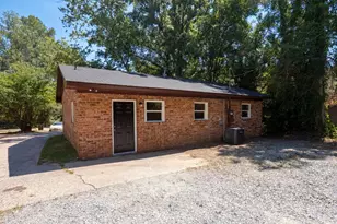 131 W Cornwallis Rd, Durham, NC 27707 - Photo 16