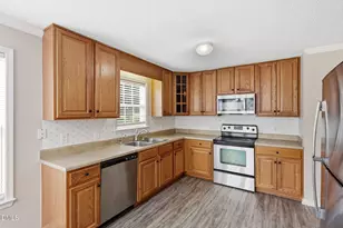 178 Trenburg Pl, Clayton, NC 27520 - Photo 18