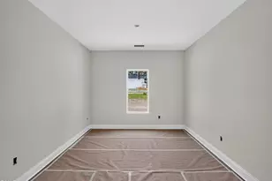 386 Contractor Ct, Raeford, NC 28376 - Photo 8