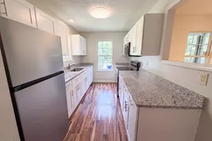 102 Jubilee Dr, Chapel Hill, NC 27516 - Photo 2