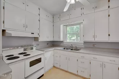 5701 Waycross Street, Raleigh, NC 27606 - Photo 6