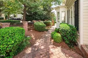 7800 Madison Park Ln, Raleigh, NC 27615 - Photo 14