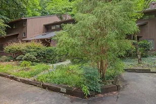 303 Deepwood Rd, Chapel Hill, NC 27514 - Photo 24
