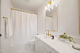 305 McGregor Dr, Chapel Hill, NC 27514 - Photo 18