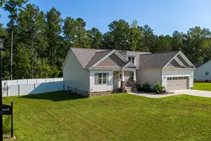 51 Split Rock Wy, Zebulon, NC 27597 - Photo 2