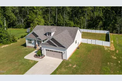 51 Split Rock Way, Zebulon, NC 27597 - Photo 4