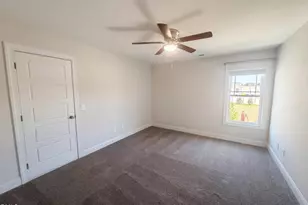 333 Oakhaven Dr, Holly Springs, NC 27540 - Photo 10