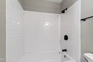 1061 Wirewood Dr, Raleigh, NC 27605 - Photo 30