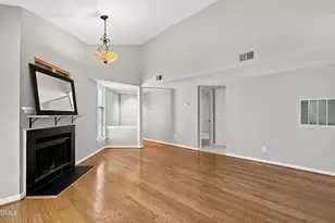 1061 Wirewood Dr, Raleigh, NC 27605 - Photo 8