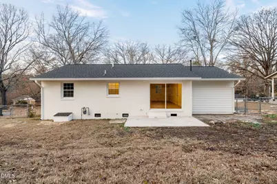 6037 Dahlgren Avenue, Fayetteville, NC 28314 - Photo 18