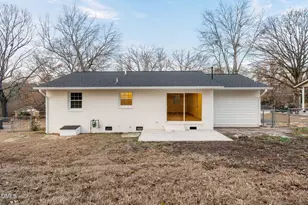 6037 Dahlgren Ave, Fayetteville, NC 28314 - Photo 18