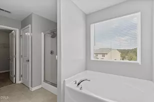 127 Rosebud Ln, Durham, NC 27704 - Photo 32