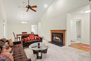 106 Old Stable Ct, Chapel Hill, NC 27514 - Photo 2