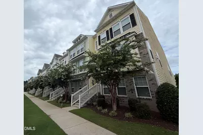565 Grand Central Station, Apex, NC 27502 - Photo 2