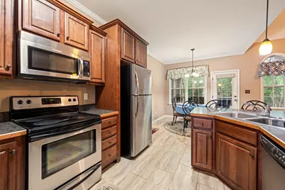 120 Green Way, Four Oaks, NC 27524 - Photo 10