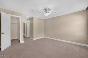 6365 Park Creek Dr, Charlotte, NC 28262 - Photo 10