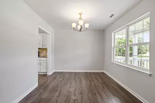 658 Yorkshire Dr, Clayton, NC 27520 - Photo 8