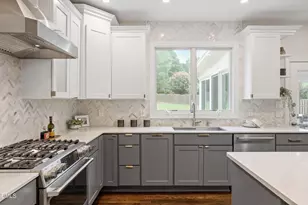 10840 Round Brook Cir, Raleigh, NC 27617 - Photo 12