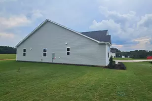 93 Coco Ln, Clayton, NC 27520 - Photo 2