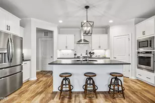 717 Churton Pl, Cary, NC 27518 - Photo 8